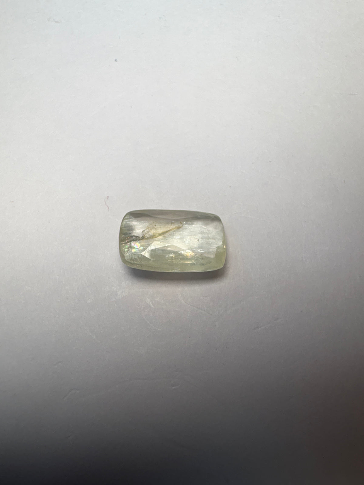 Yellow Sapphire – 5.20 Carat – Sri Lanka