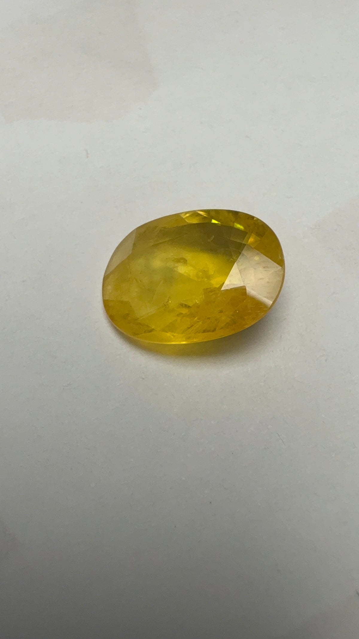 Yellow Sapphire – 6.19 Carat – Thailand — exact stone view 4