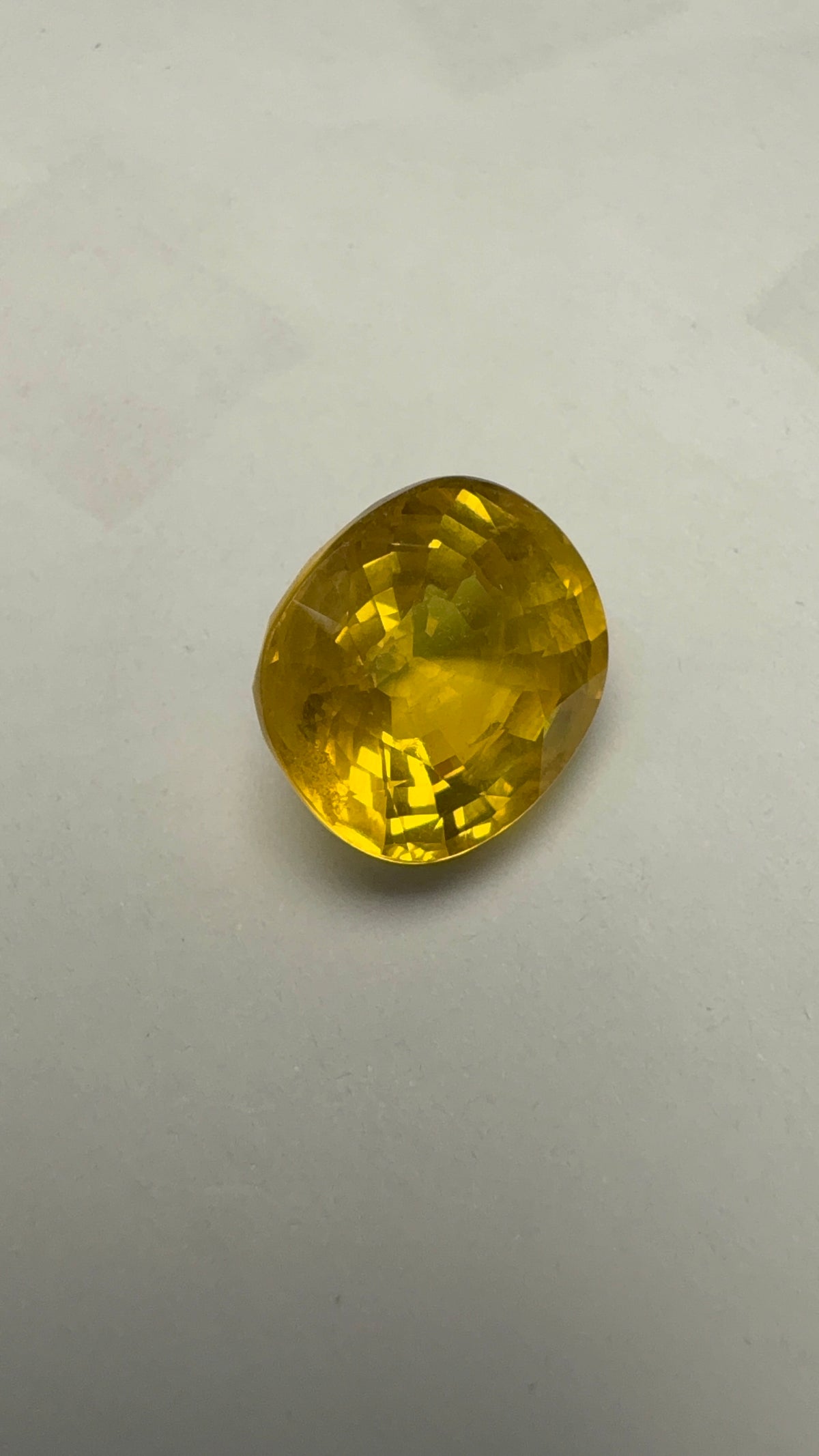 Yellow Sapphire 8.53 carat BKR-115 face-up view