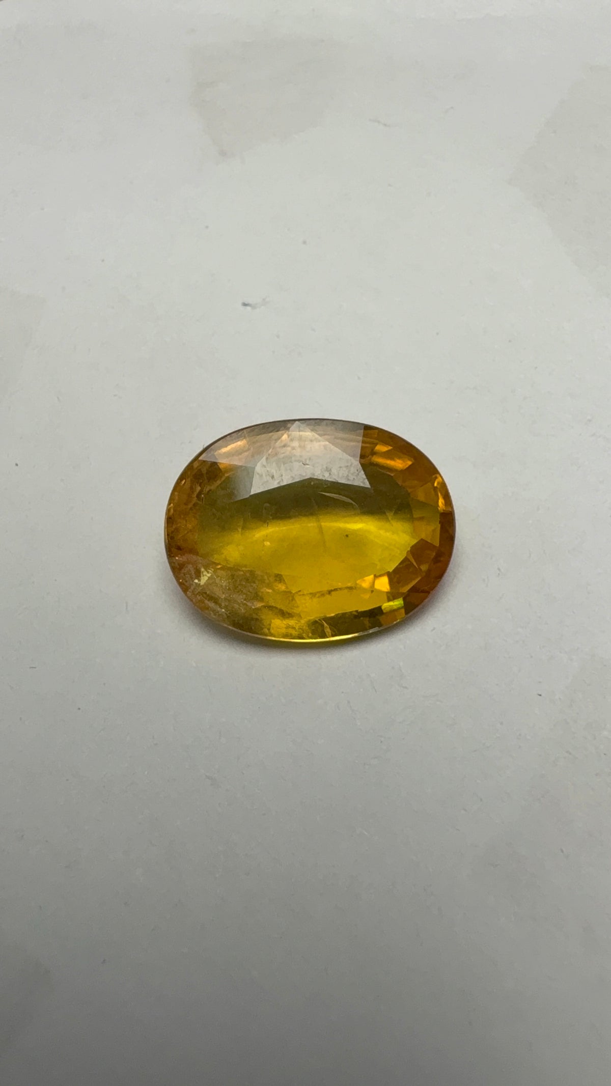 Yellow Sapphire – 6.13 Carat – Thailand — exact stone view 1