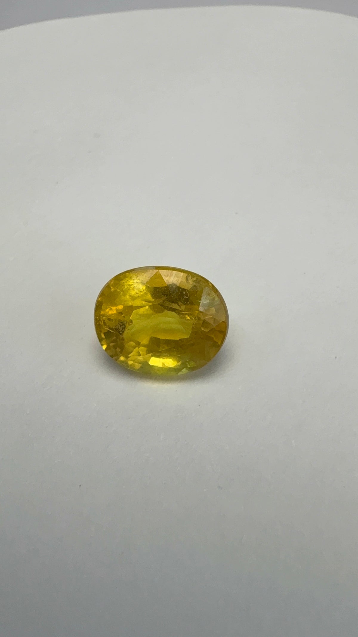 Yellow Sapphire 3.21 carat BKR-128 front view