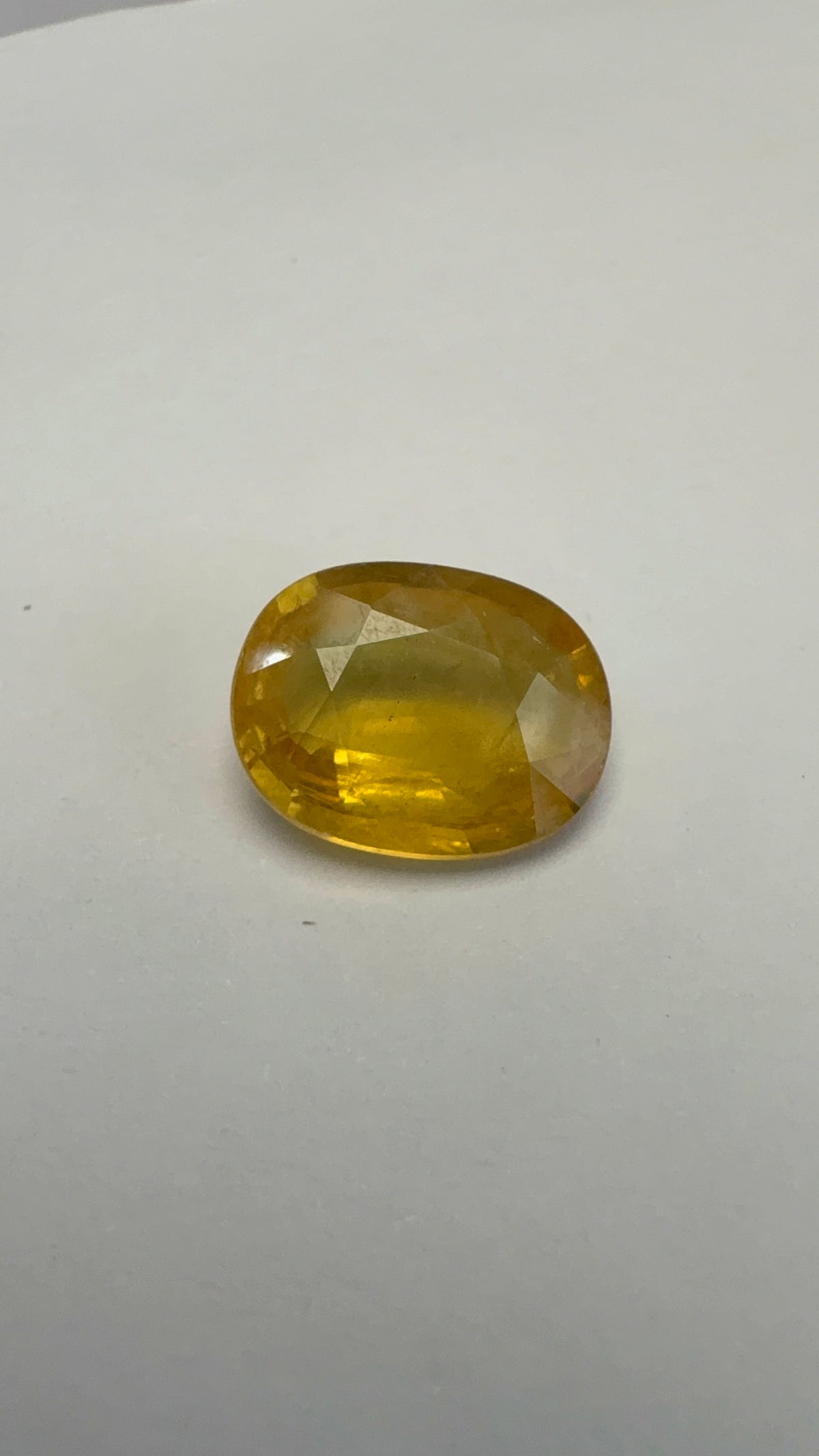Yellow Sapphire 4.01 carat BKR-156 close view