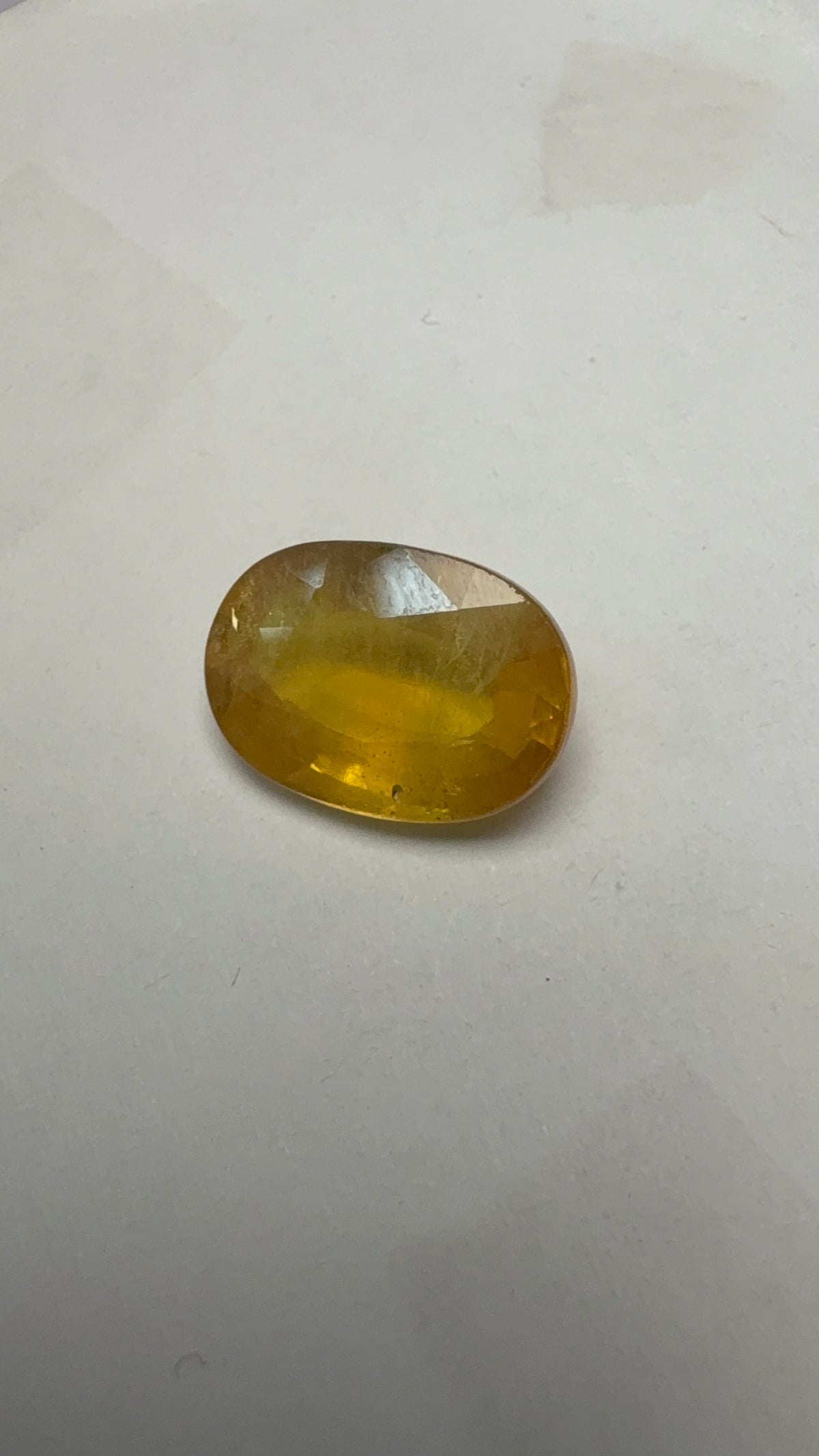 Yellow Sapphire – 6.09 Carat – Thailand — exact stone view 2