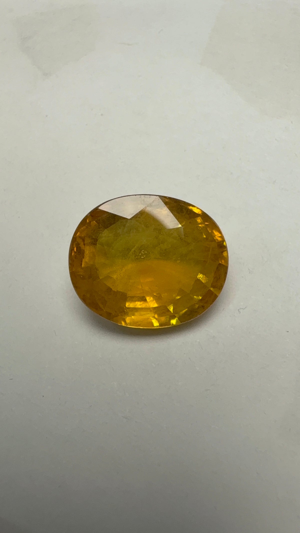 Yellow Sapphire 7.80 carat BKR-177 face-up view