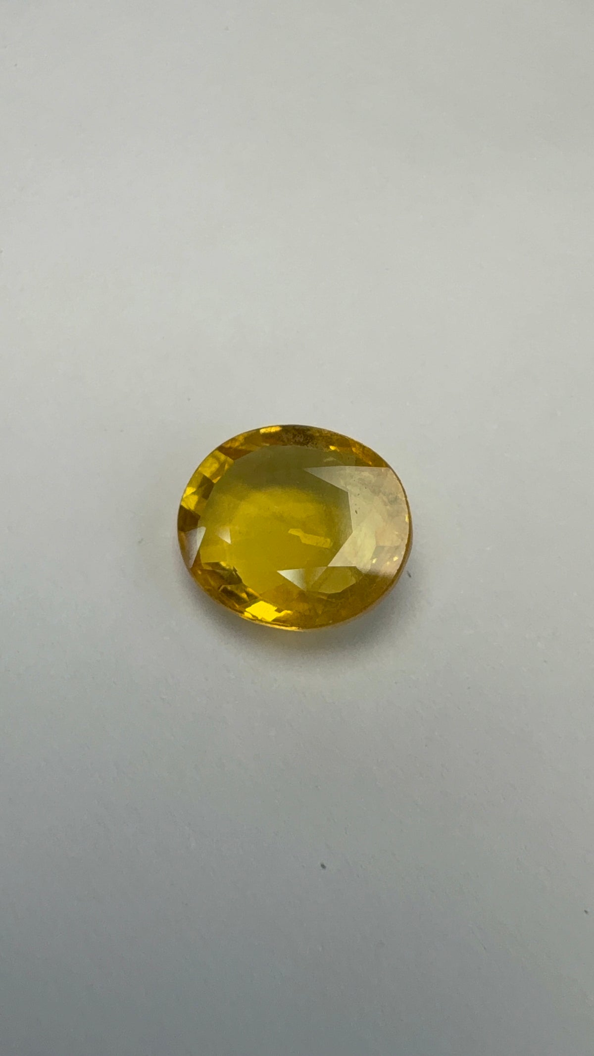 Yellow Sapphire 4.96 carat BKR-183 face-up view