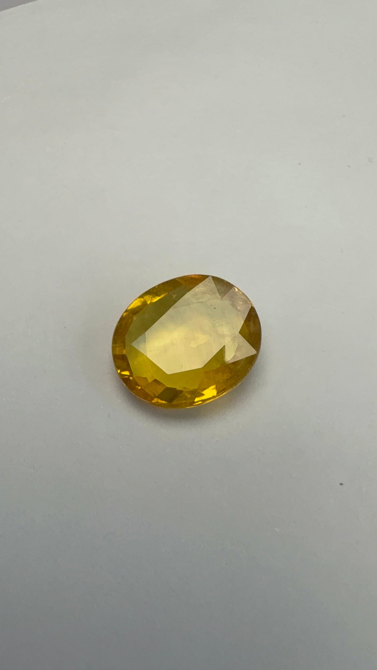 Yellow Sapphire 4.96 carat BKR-183 alternate face-up view