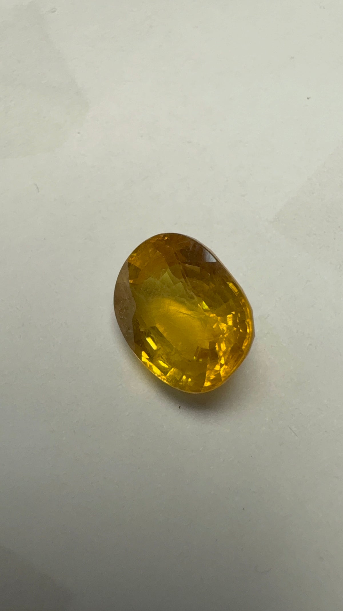 Yellow Sapphire – 7.04 Carat – Thailand — exact stone view 2