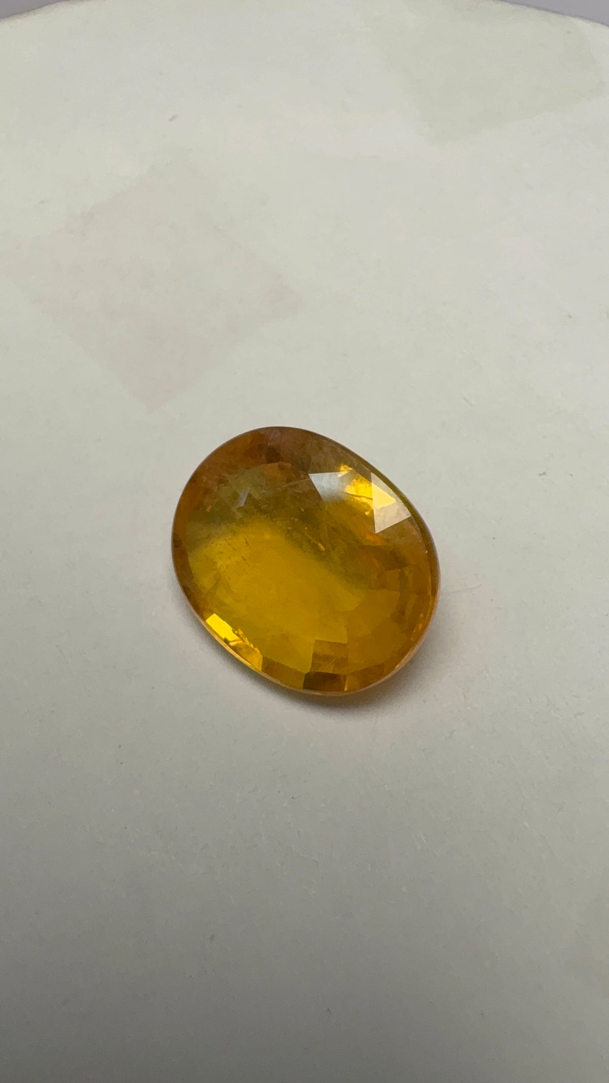 Yellow Sapphire – 7.75 Carat – Thailand — exact stone view 1