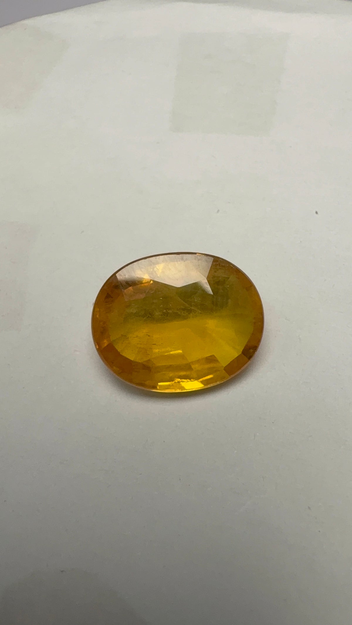 Yellow Sapphire – 7.75 Carat – Thailand — exact stone view 2