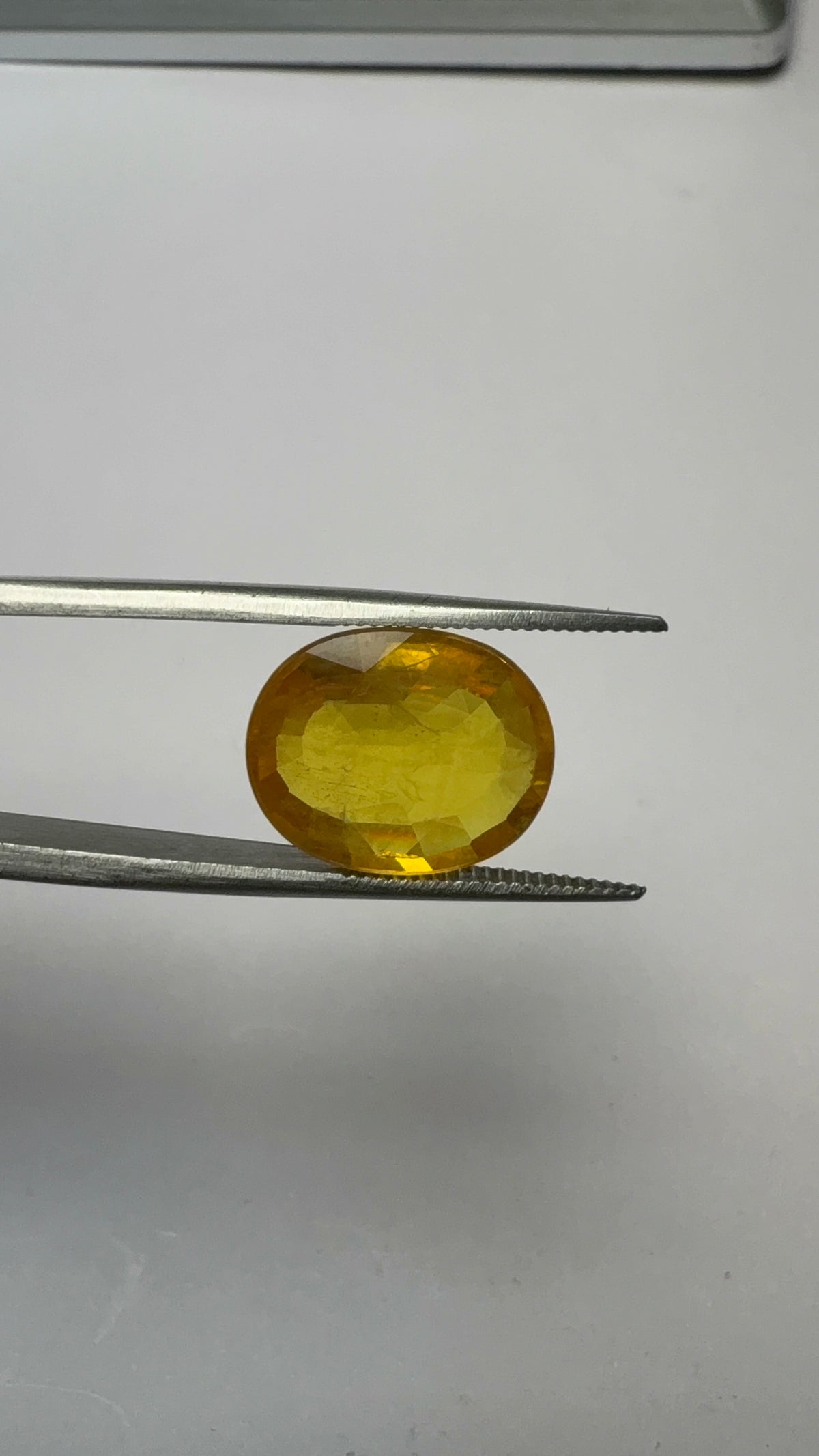 Yellow Sapphire – 7.75 Carat – Thailand — exact stone view 5
