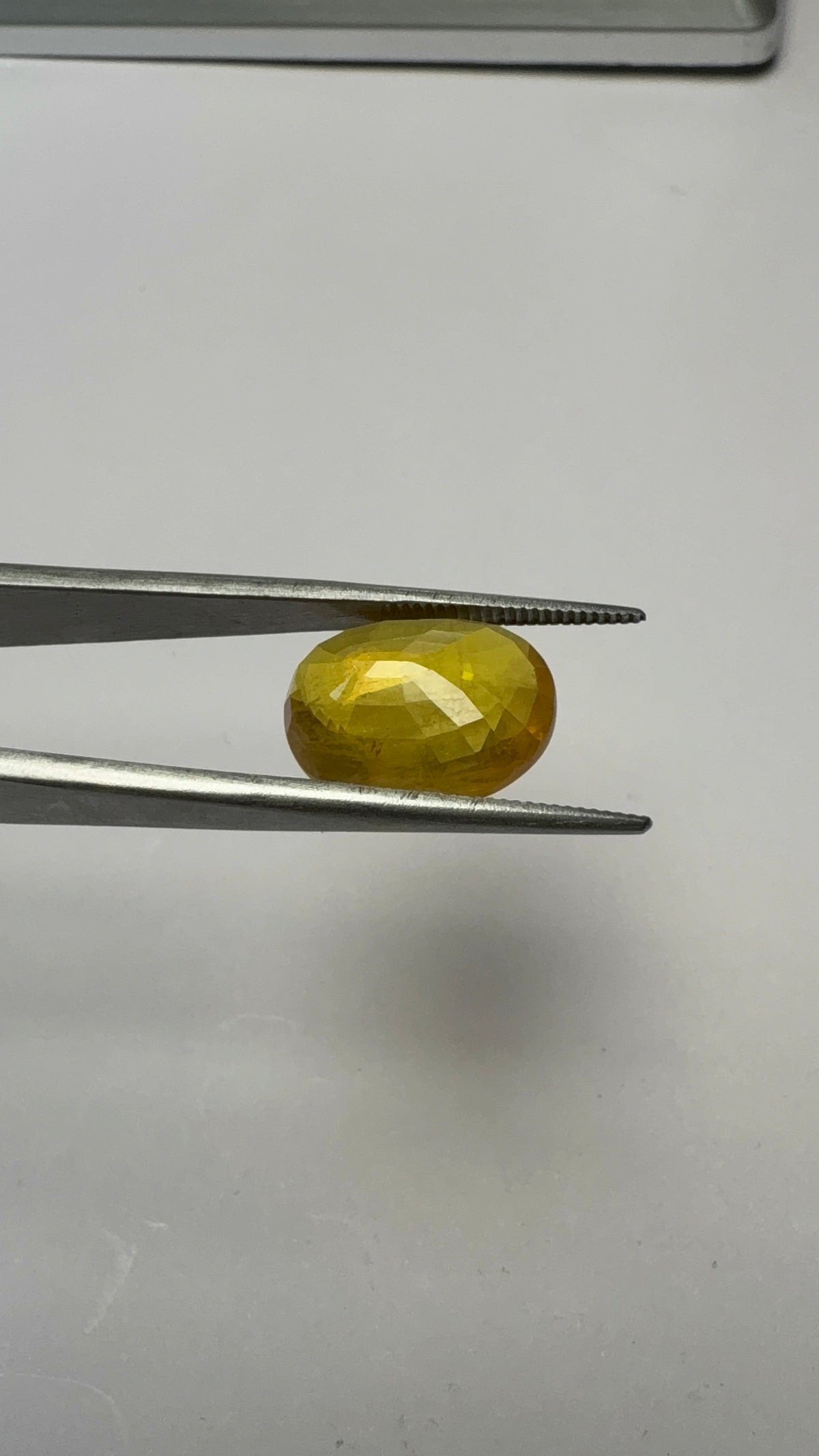 Yellow Sapphire – 7.75 Carat – Thailand — exact stone view 6