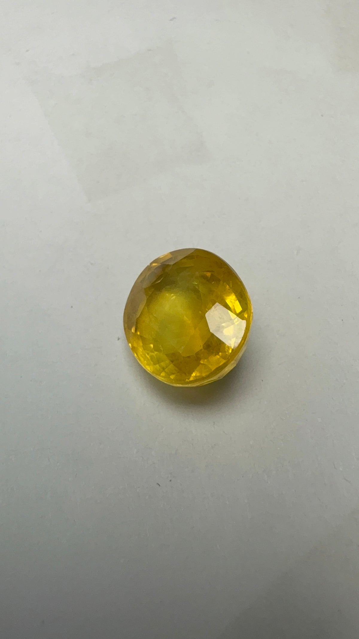 Yellow Sapphire – 5.17 Carat – Thailand — exact stone view 1