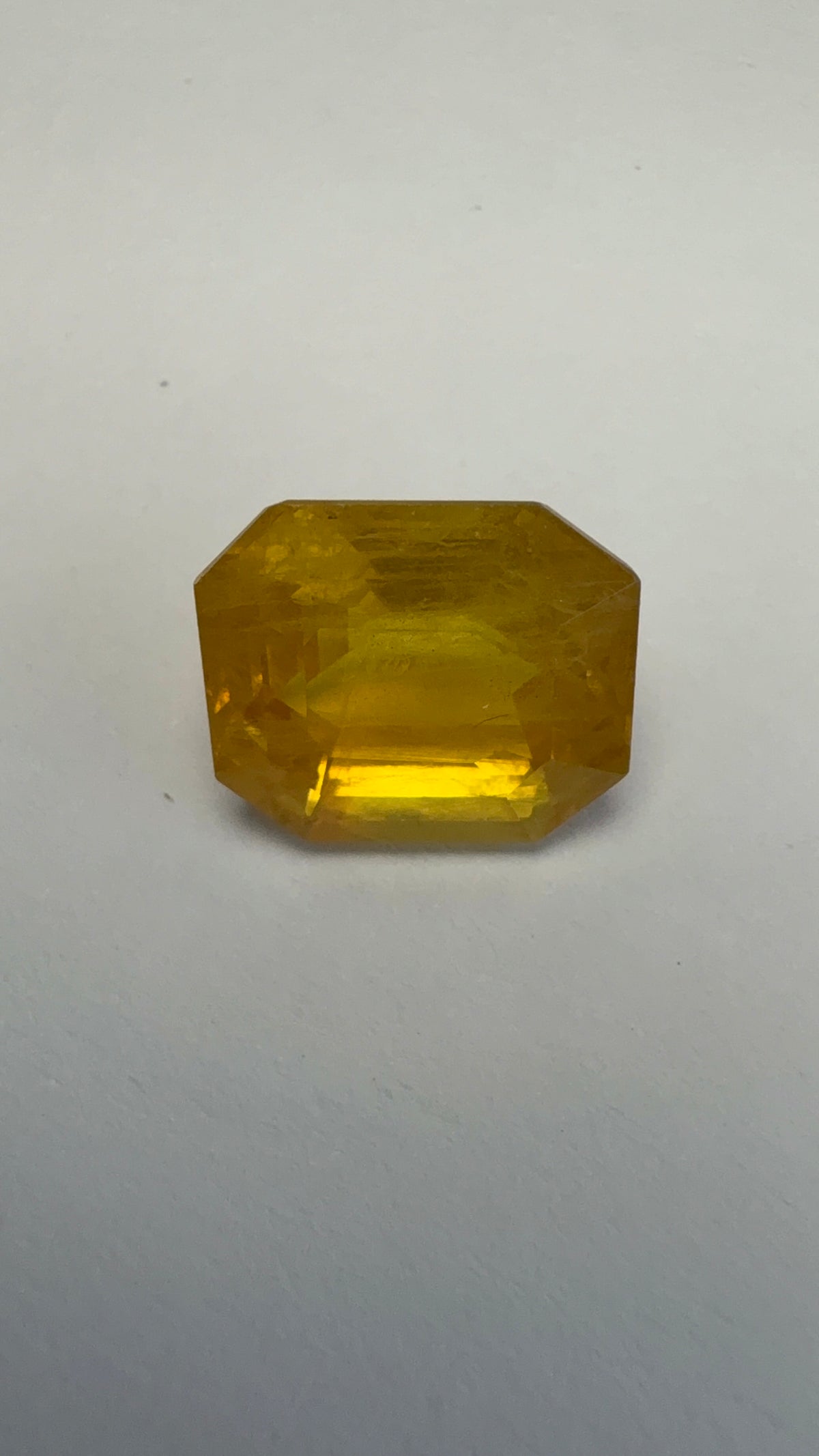 Yellow Sapphire 7.81 carat BKR-213 alternate face-up view