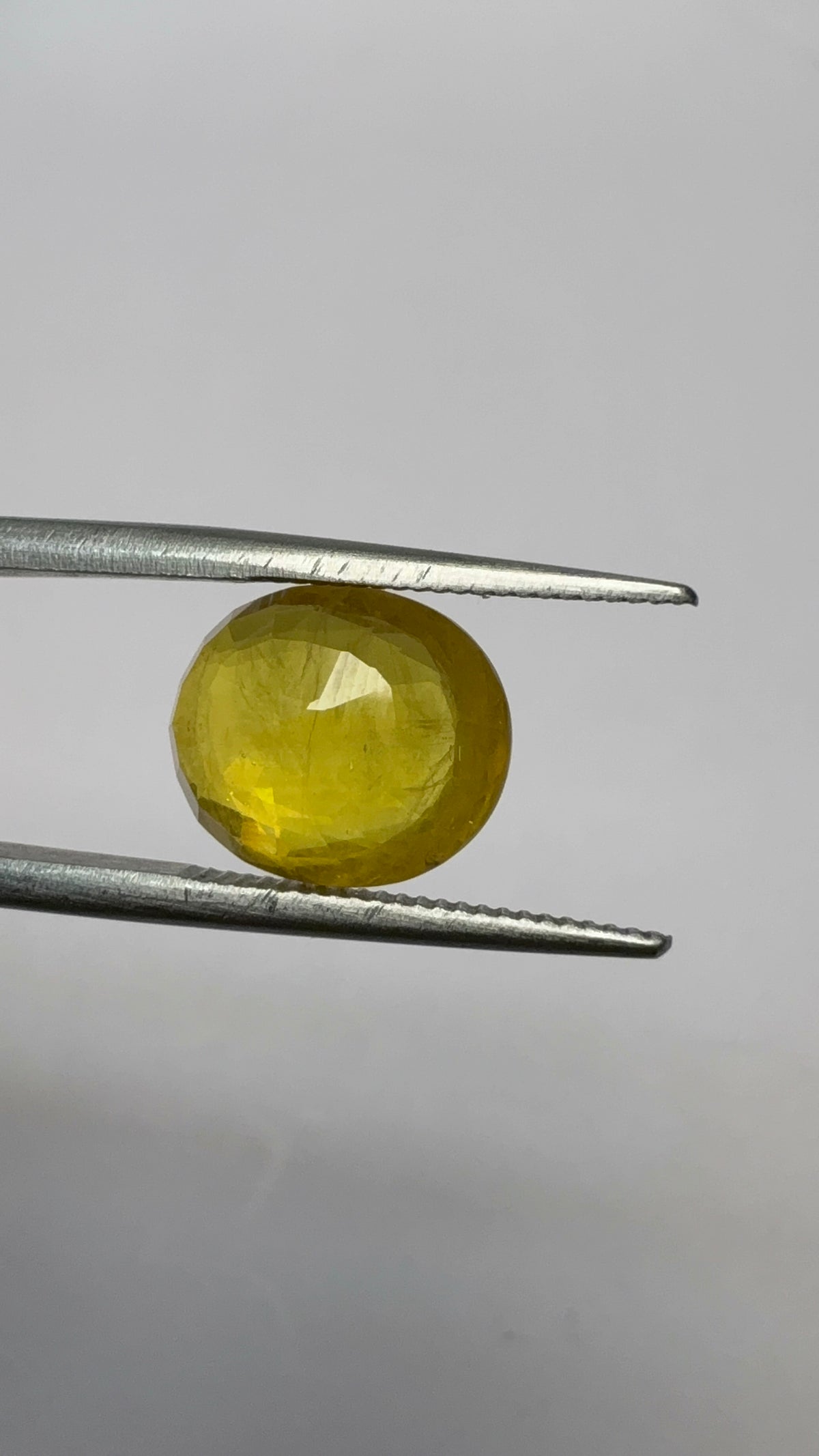 Yellow Sapphire – 5.25 Carat – Thailand — exact stone view 5