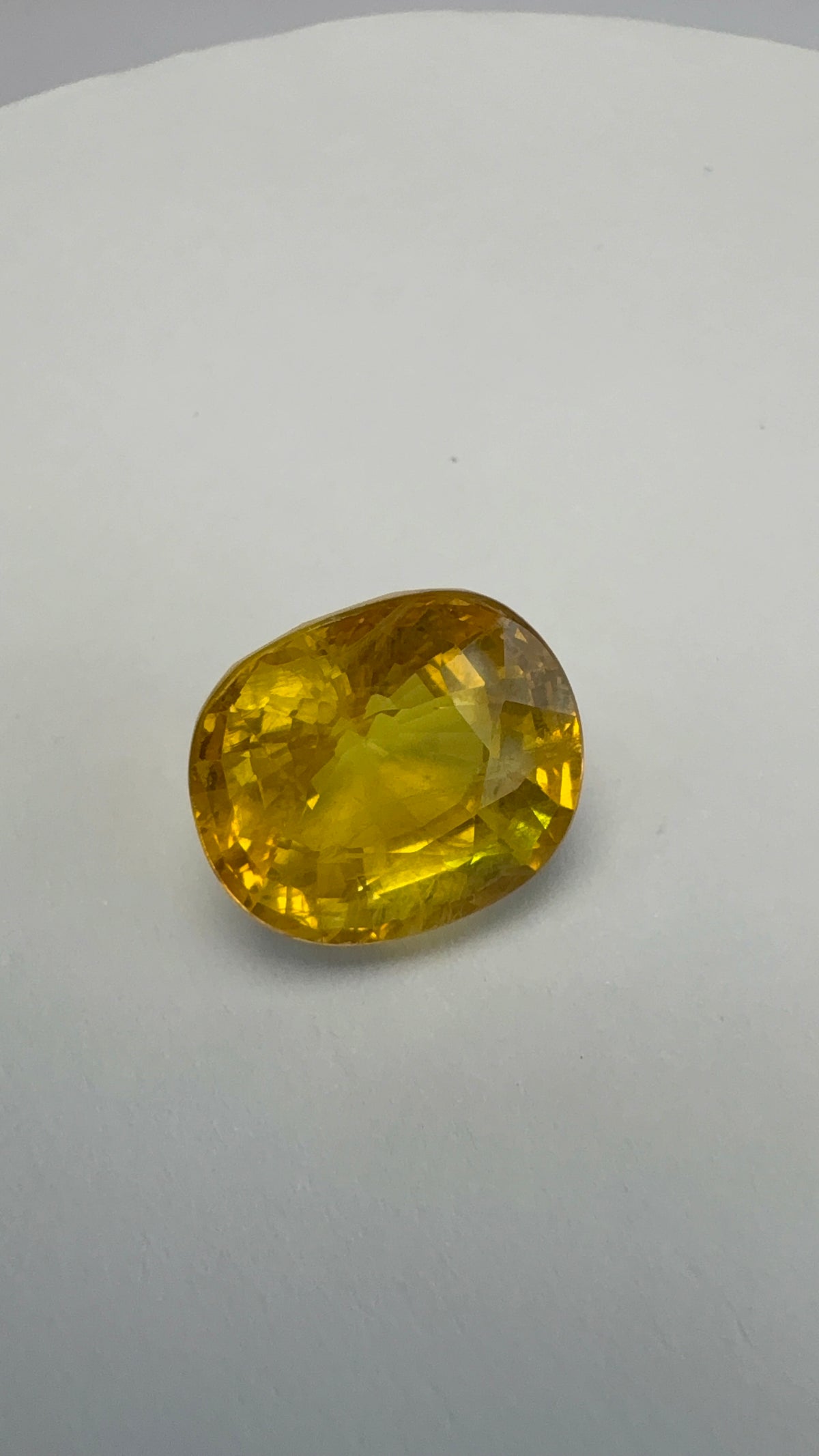 Yellow Sapphire 10.90 carat BKR-221 alternate face-up view