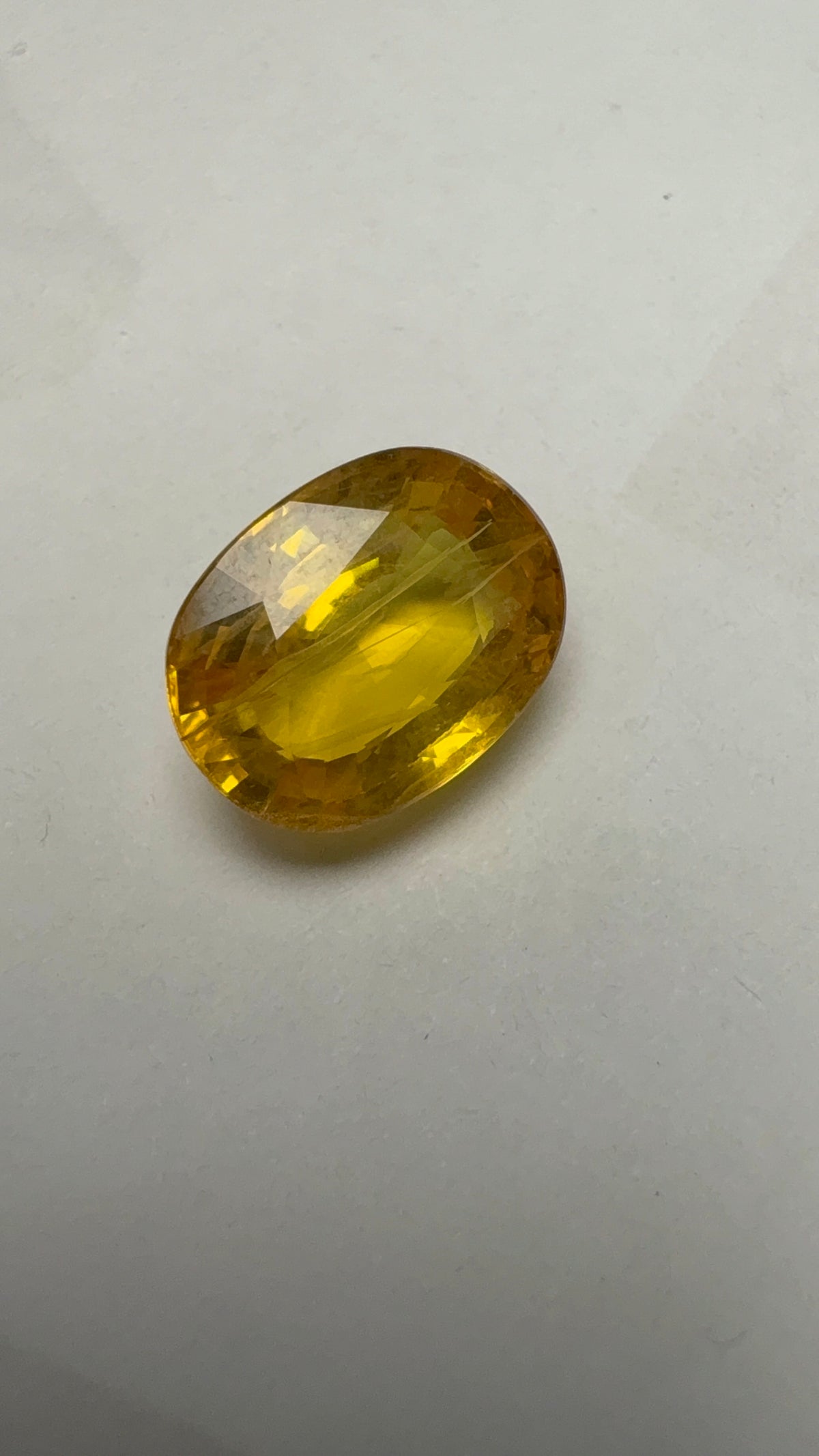 Yellow Sapphire – 7.51 Carat – Thailand — exact stone view 3