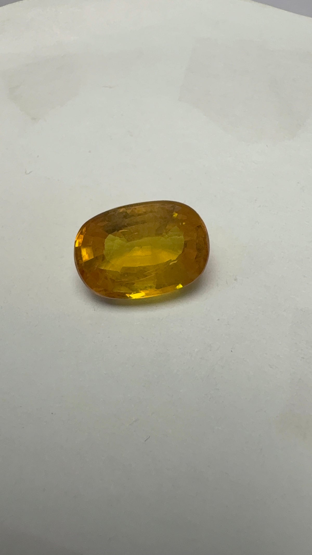 Yellow Sapphire – 6.12 Carat – Thailand — exact stone view 2