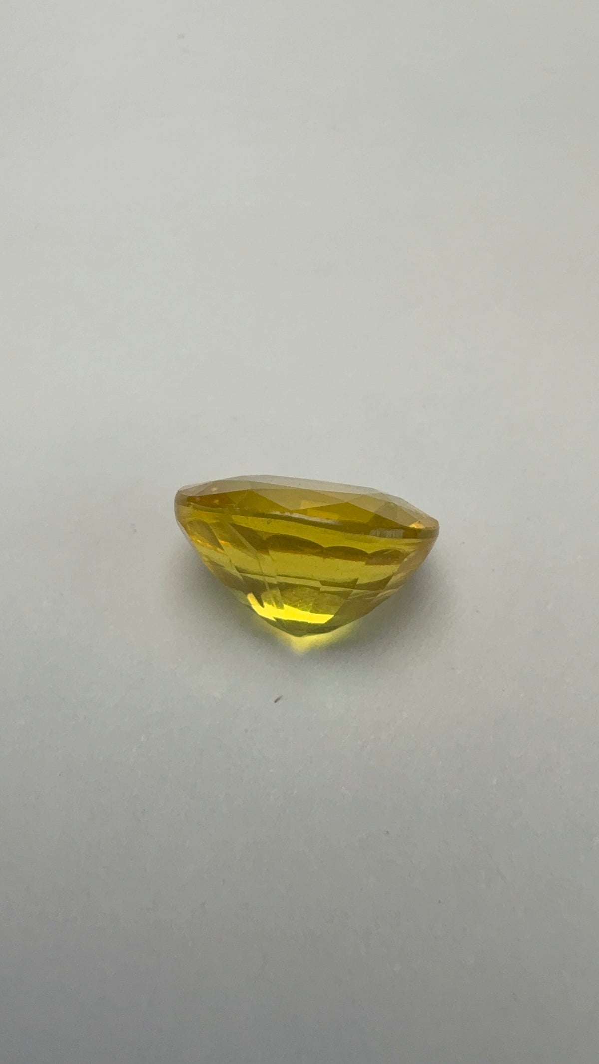 Yellow Sapphire 4.25 carat BKR-240 front view