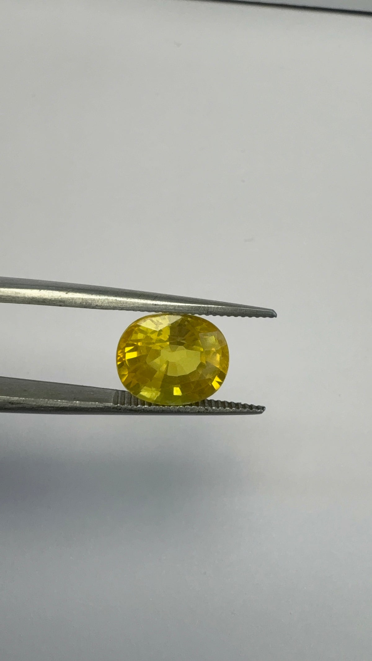 Yellow Sapphire 4.25 carat BKR-240 angled view
