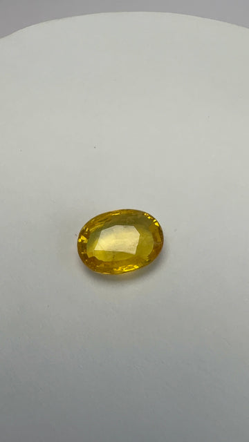 Yellow Sapphire 4.10 carat BKR-247 front view