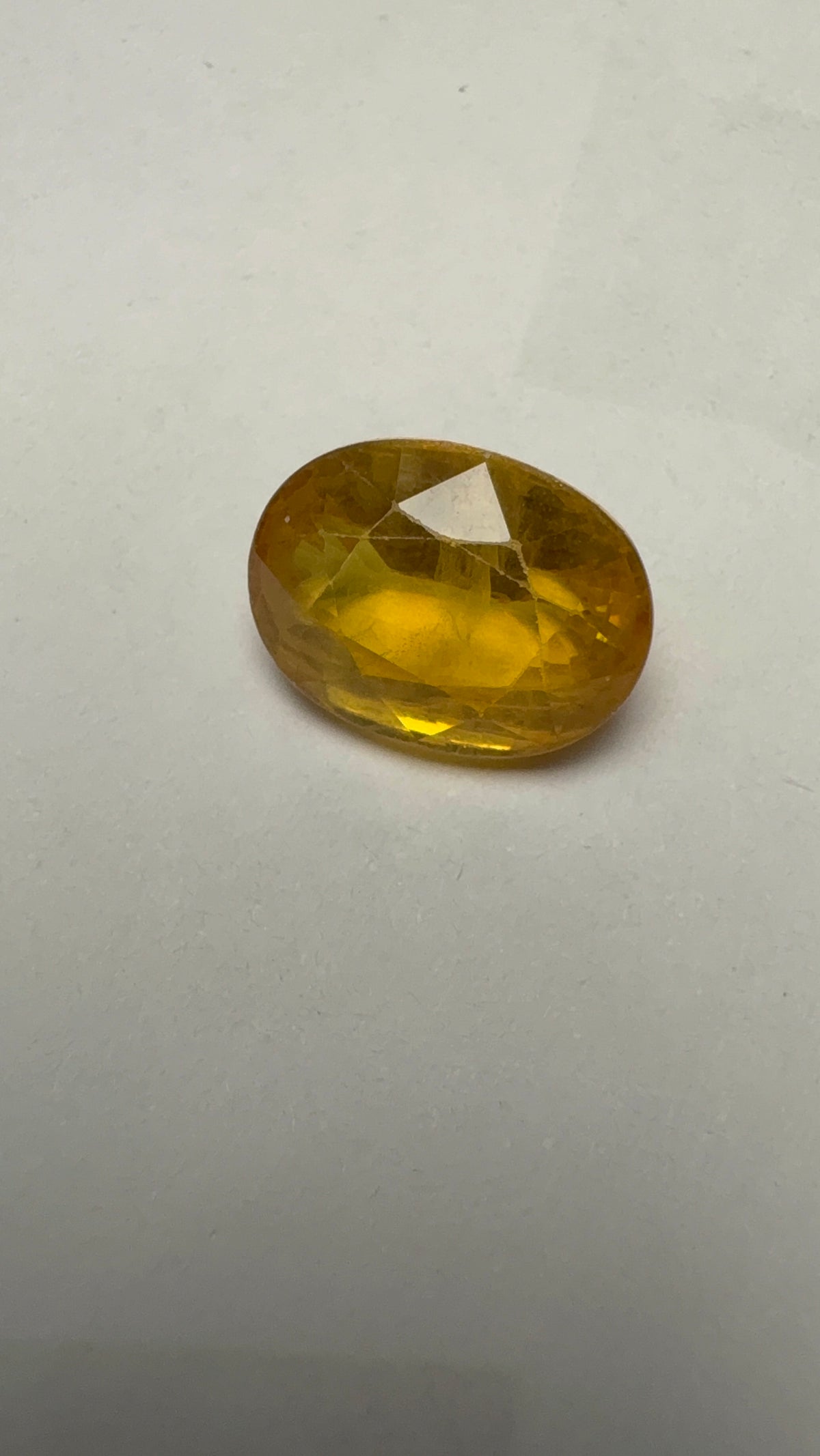 Yellow Sapphire – 6.73 Carat – Thailand — exact stone view 2