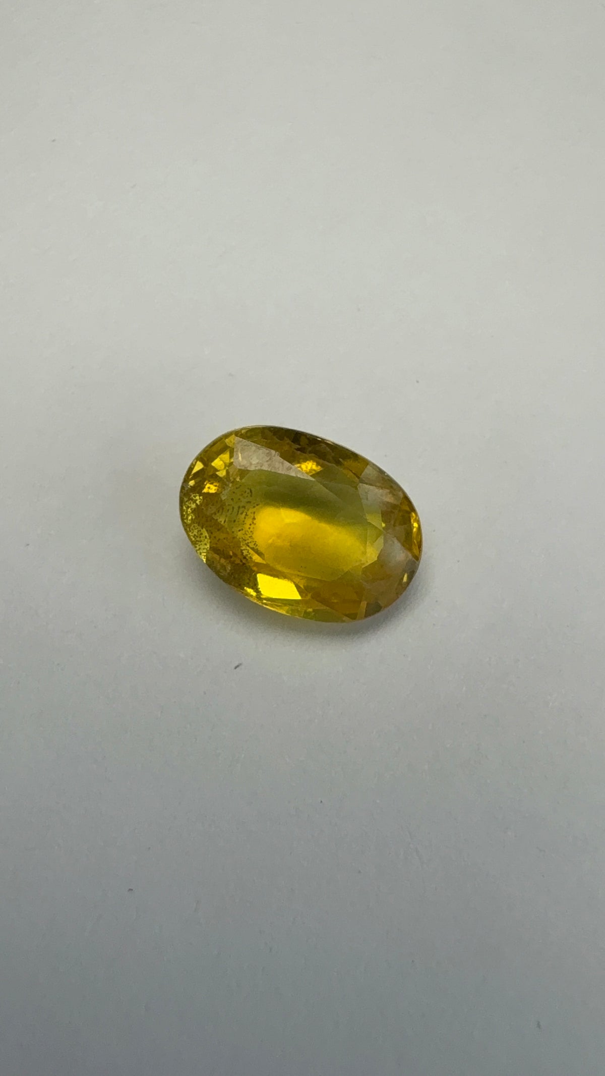 Yellow Sapphire 3.27 carat BKR-266 front view