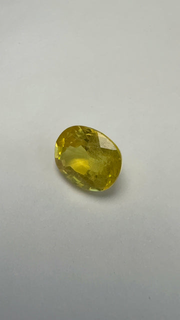 Yellow Sapphire 4.26 carat BKR-271 front view