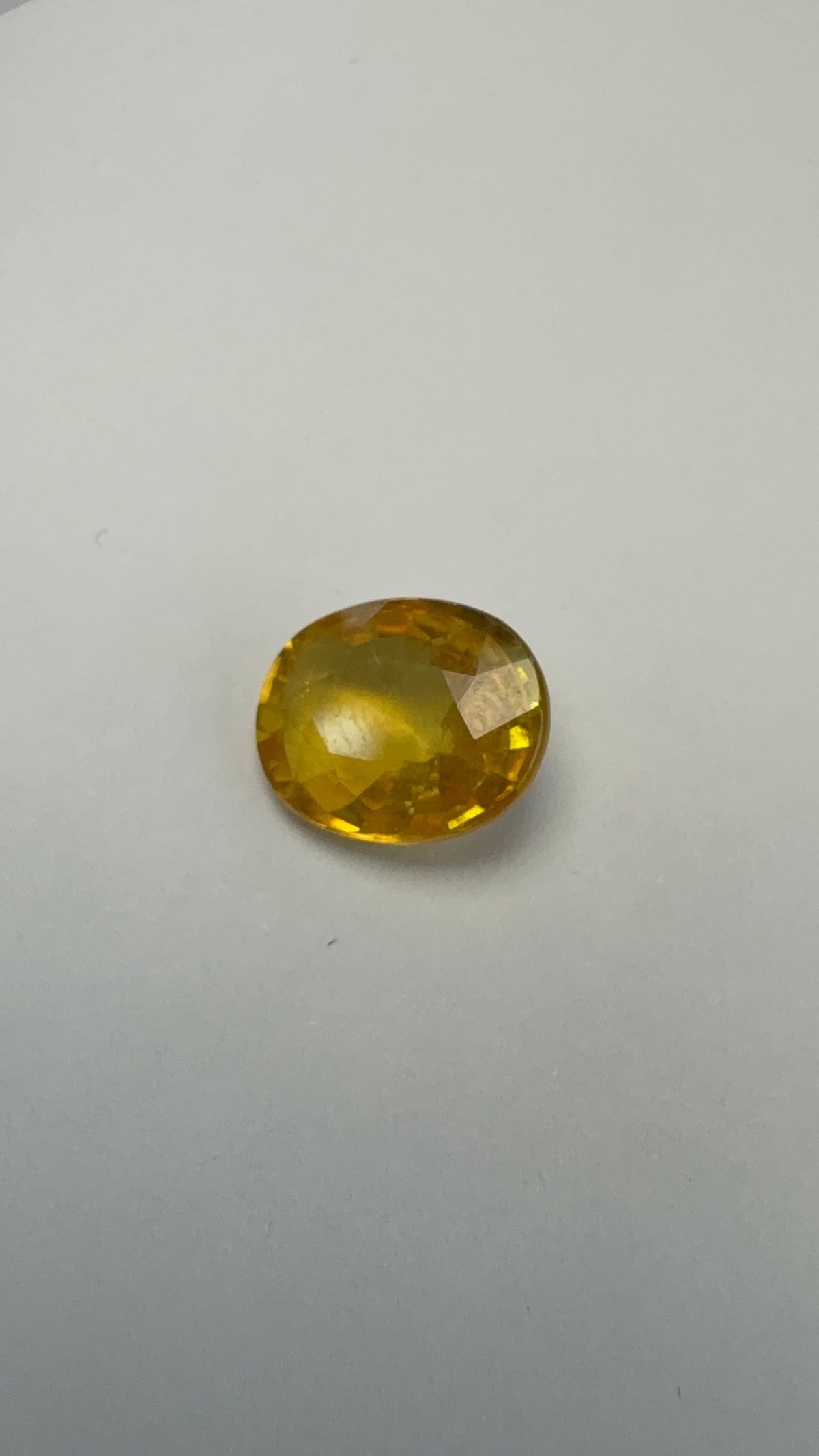 Yellow Sapphire 3.69 carat BKR-274 face-up view