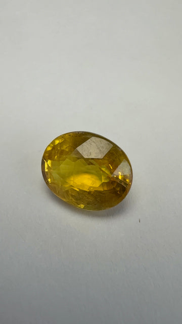 Yellow Sapphire 3.34 carat BKR-276 front view