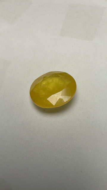 Yellow Sapphire – 5.53 Carat – Thailand — exact stone view 1