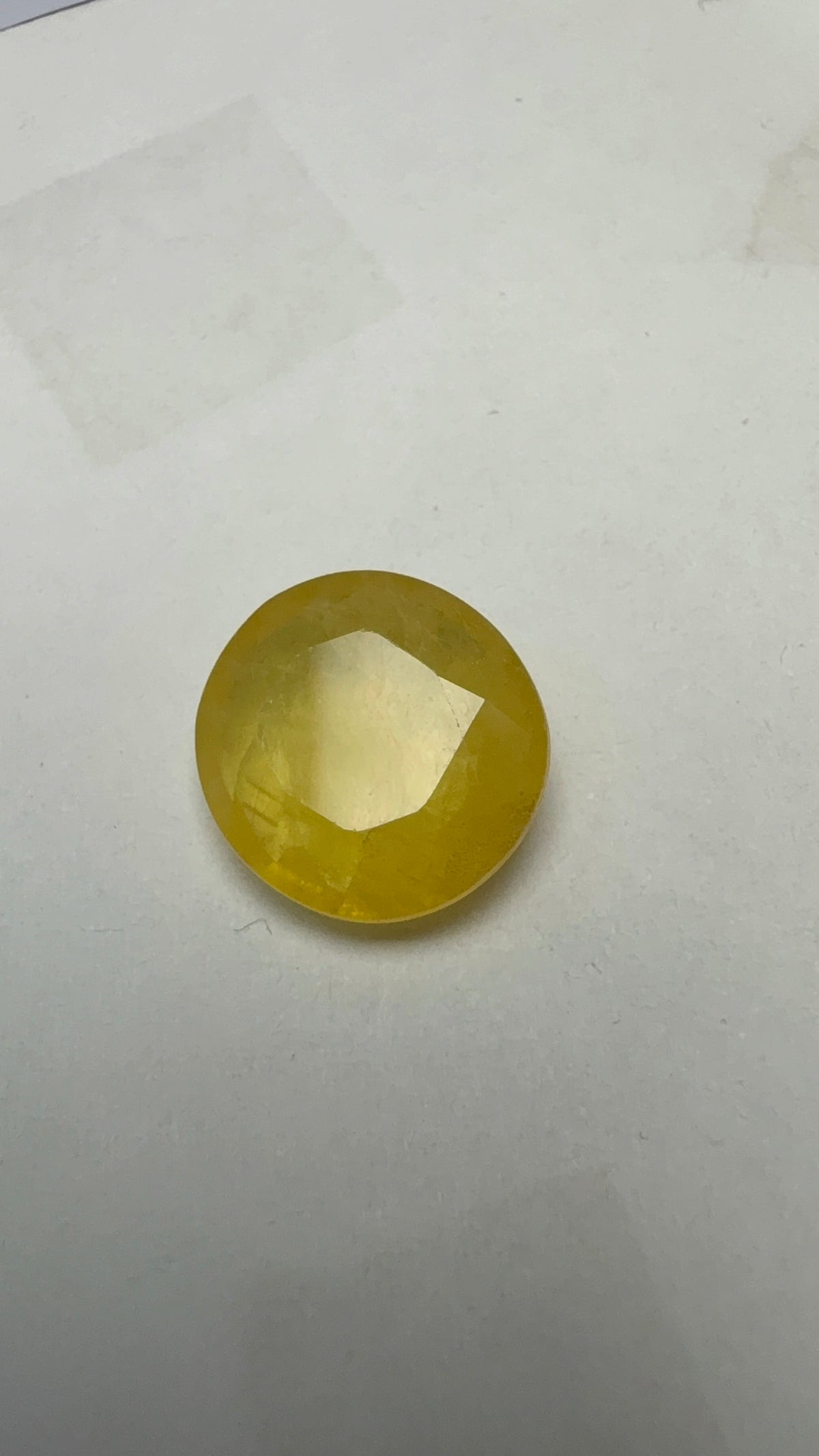 Yellow Sapphire – 5.53 Carat – Thailand — exact stone view 2