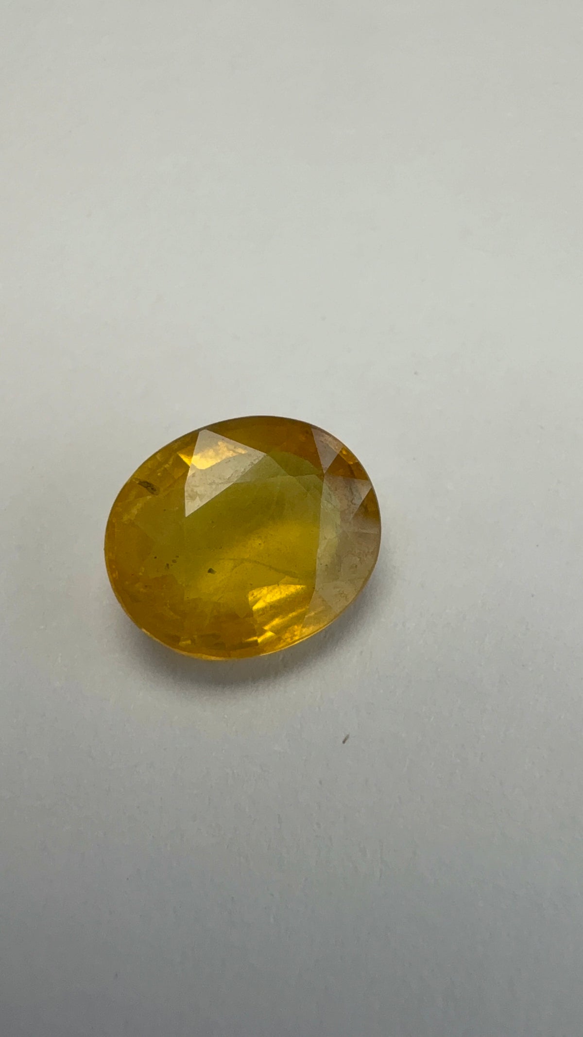 Yellow Sapphire 3.51 carat BKR-307 alternate face-up view
