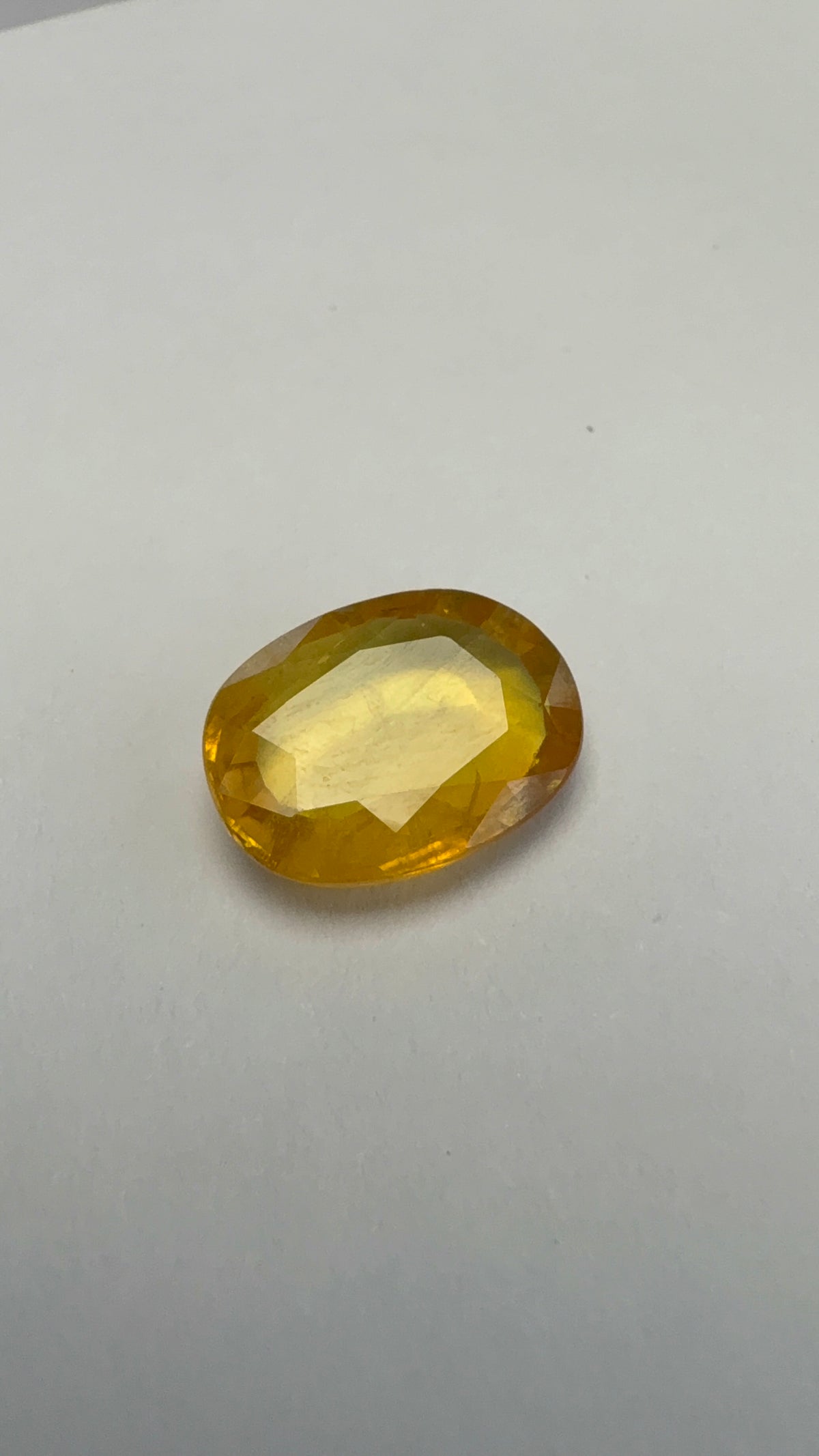 Yellow Sapphire 3.26 carat BKR-309 front view