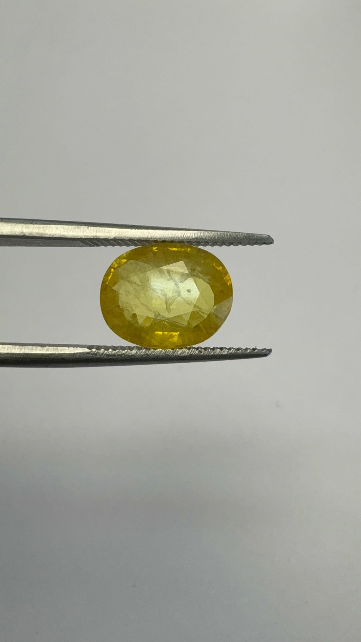 Yellow Sapphire 3.32 carat BKR-314 angled view