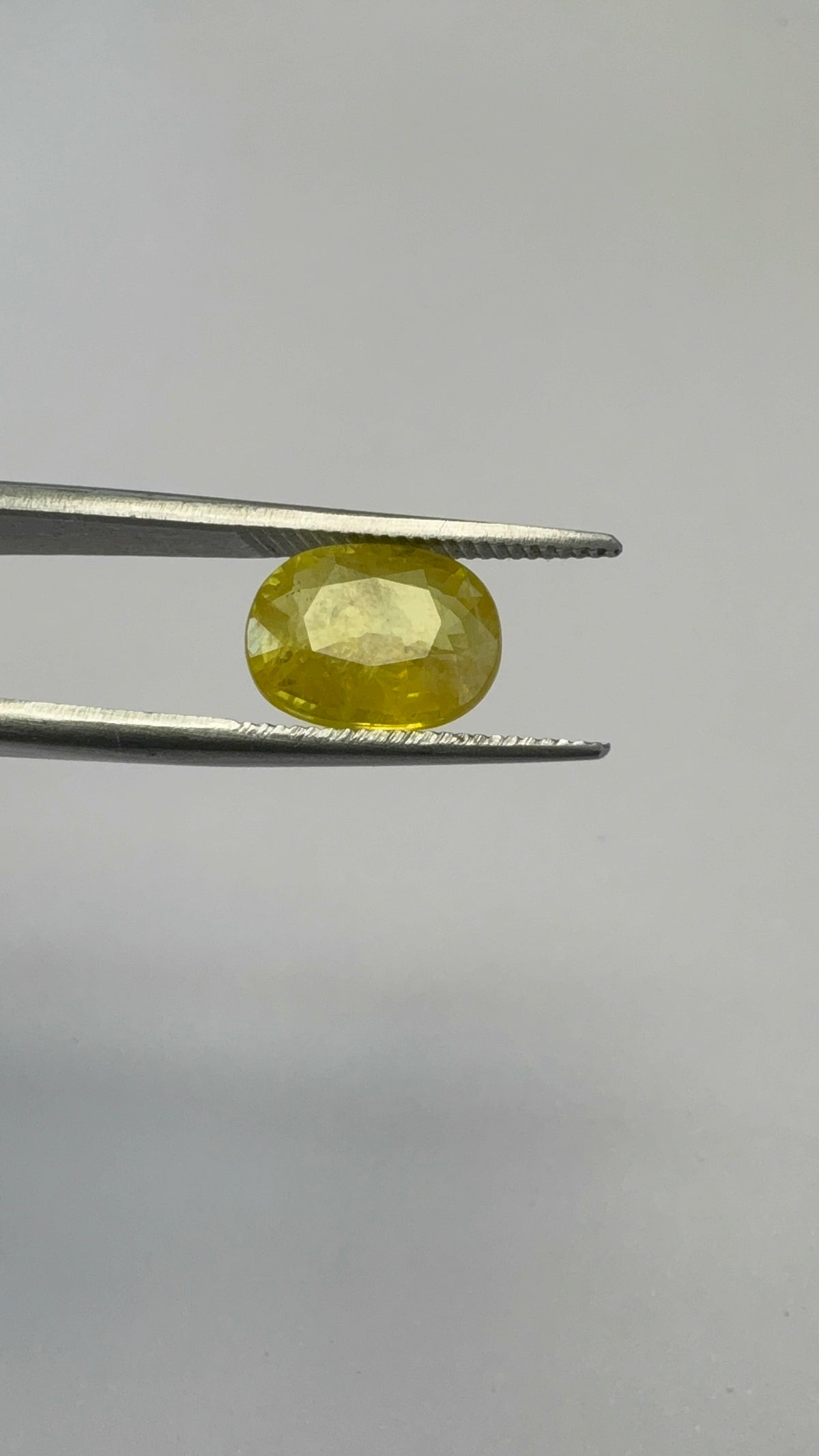 Yellow Sapphire 3.01 carat BKR-316 angled view
