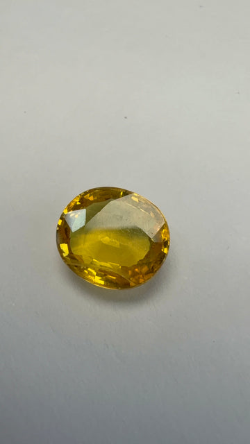 Yellow Sapphire 3.93 carat BKR-34 front view
