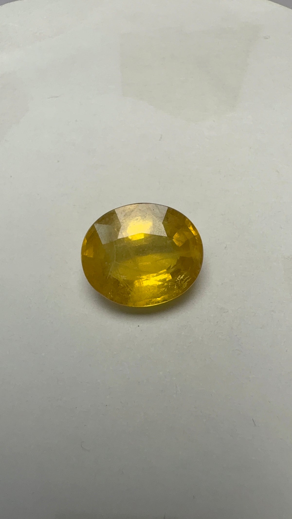 Yellow Sapphire – 6.13 Carat – Thailand — exact stone view 2