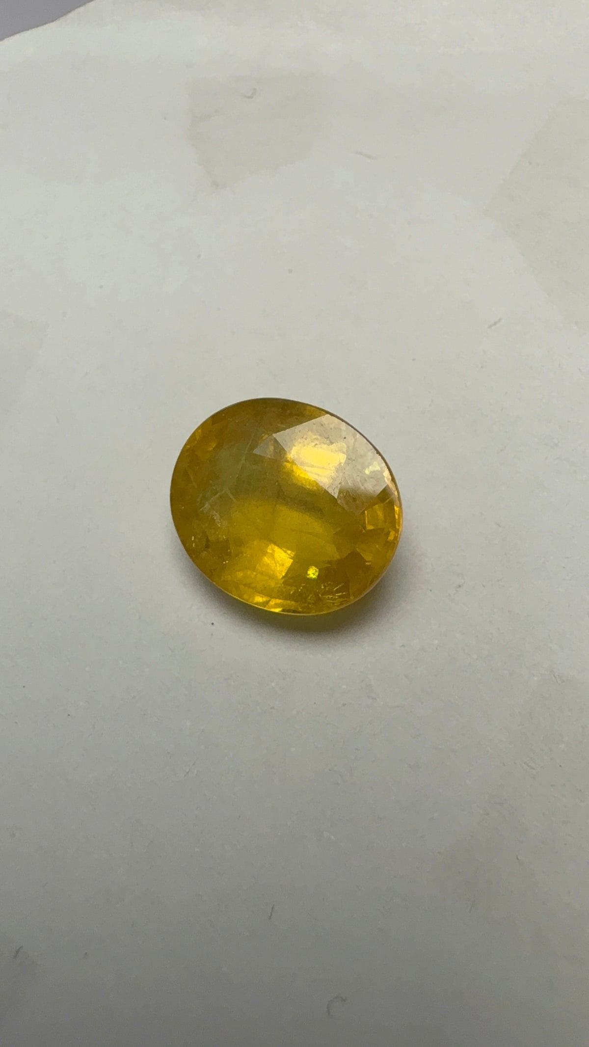 Yellow Sapphire – 6.13 Carat – Thailand — exact stone view 3