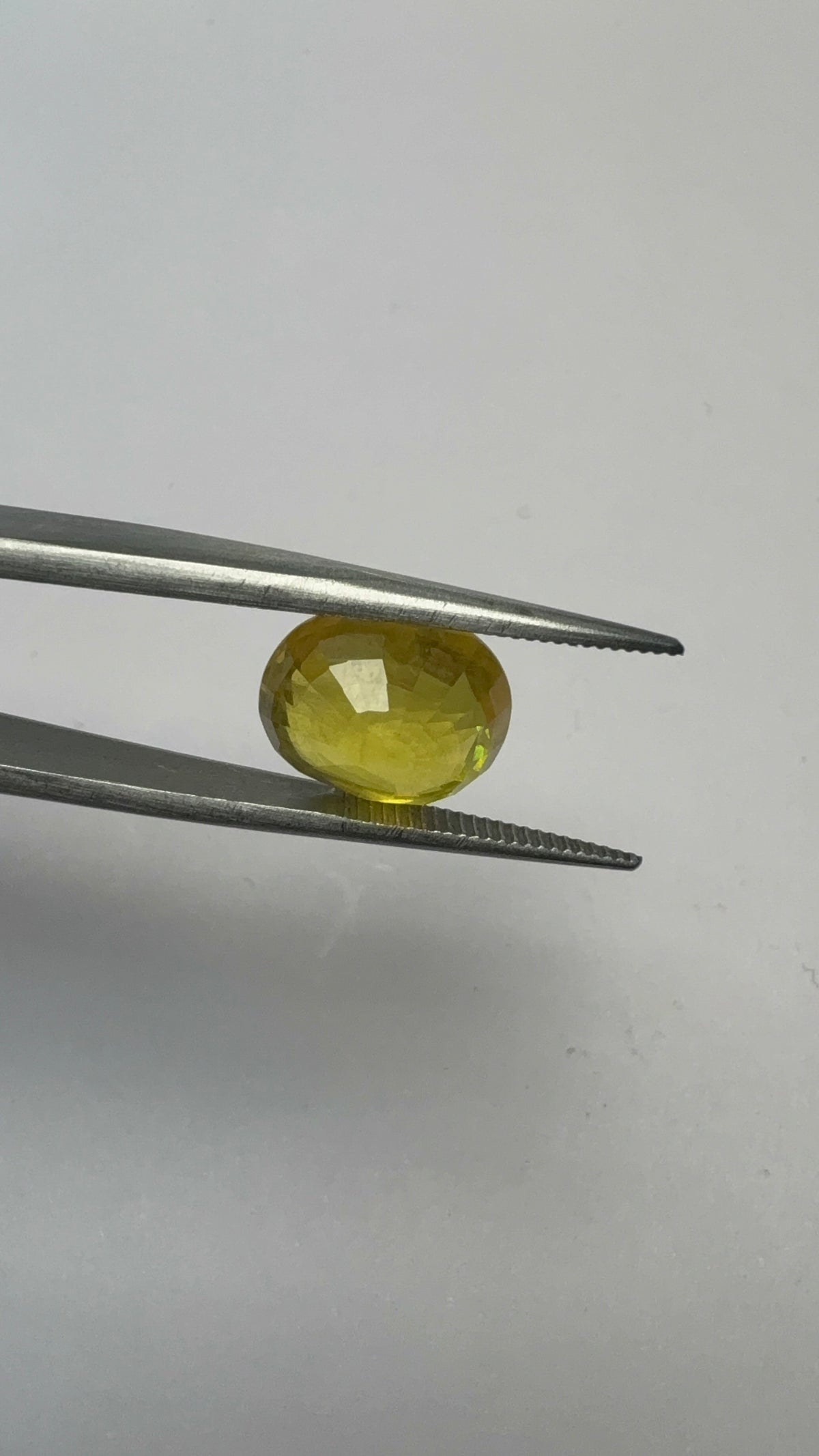 Yellow Sapphire – 6.49 Carat – Thailand — exact stone view 5