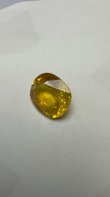 Yellow Sapphire – 5.75 Carat – Thailand — exact stone view 1