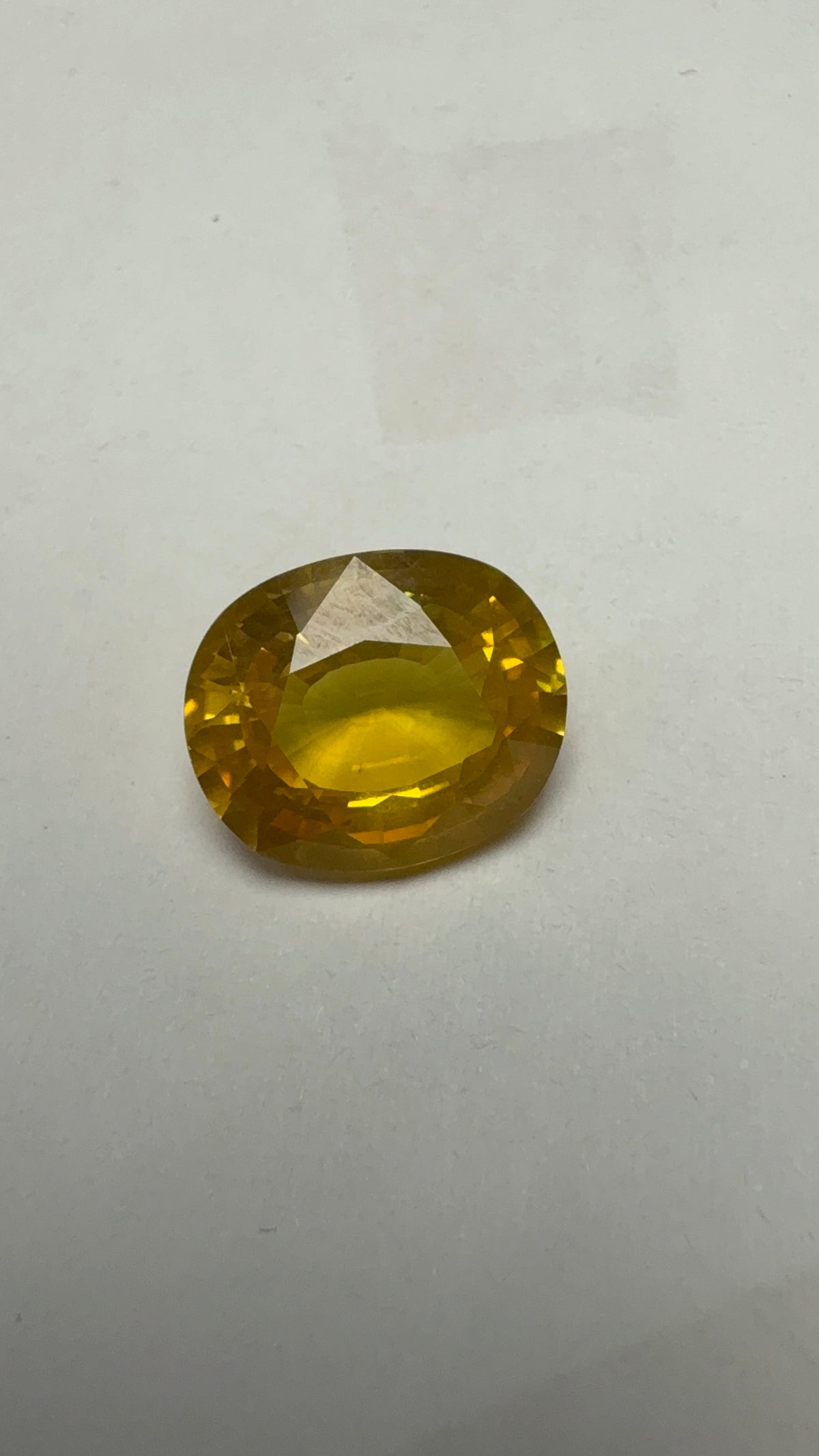 Yellow Sapphire – 5.75 Carat – Thailand — exact stone view 4