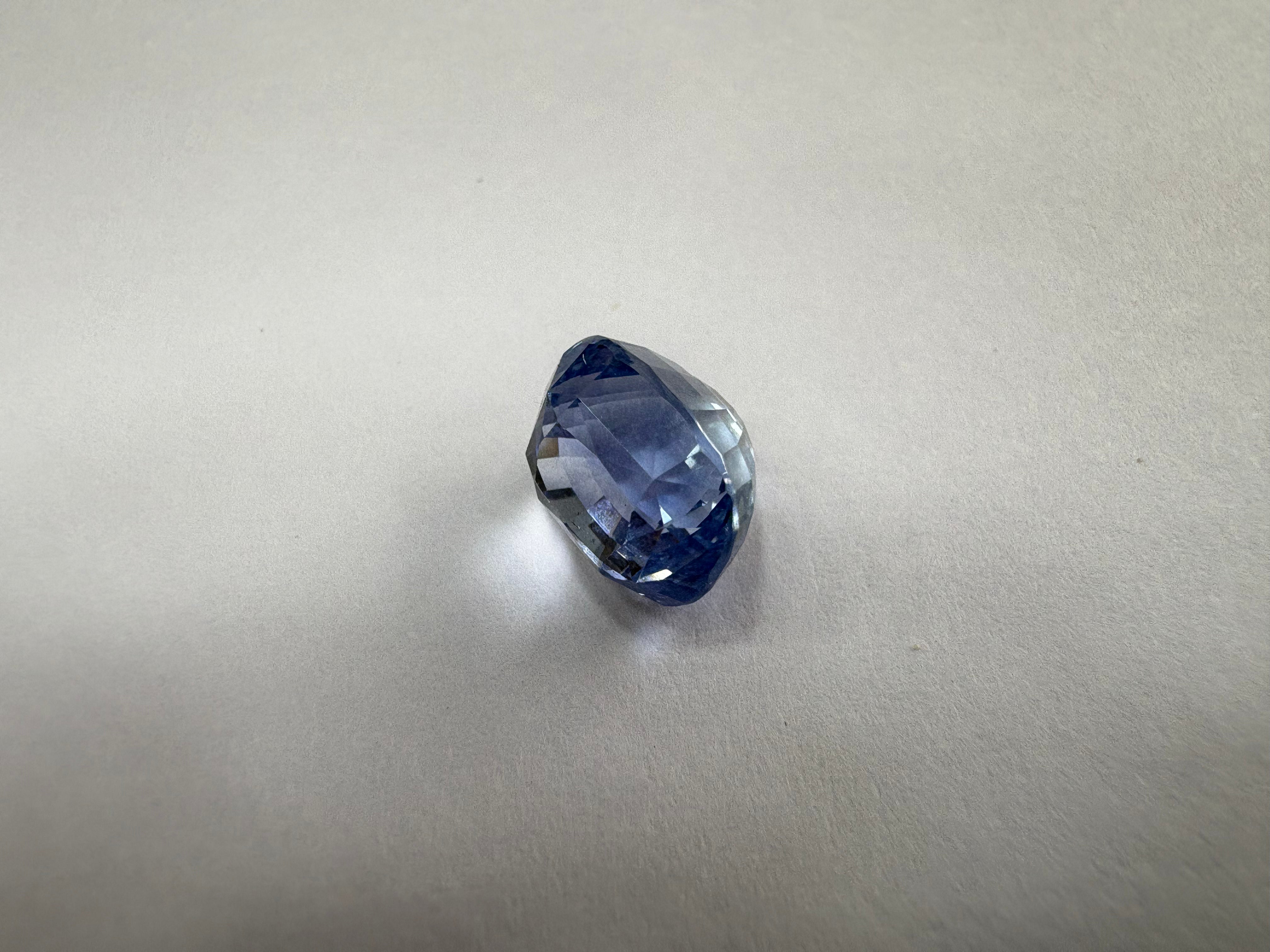 Blue Sapphire 5.14 carat BSR-12 angled view