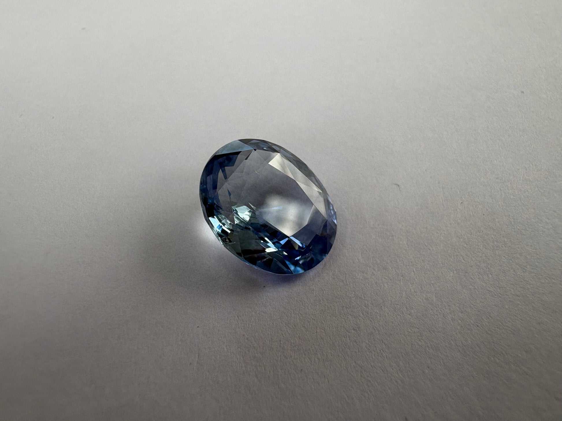 Blue Sapphire 5.91 carat BSR-16 close view
