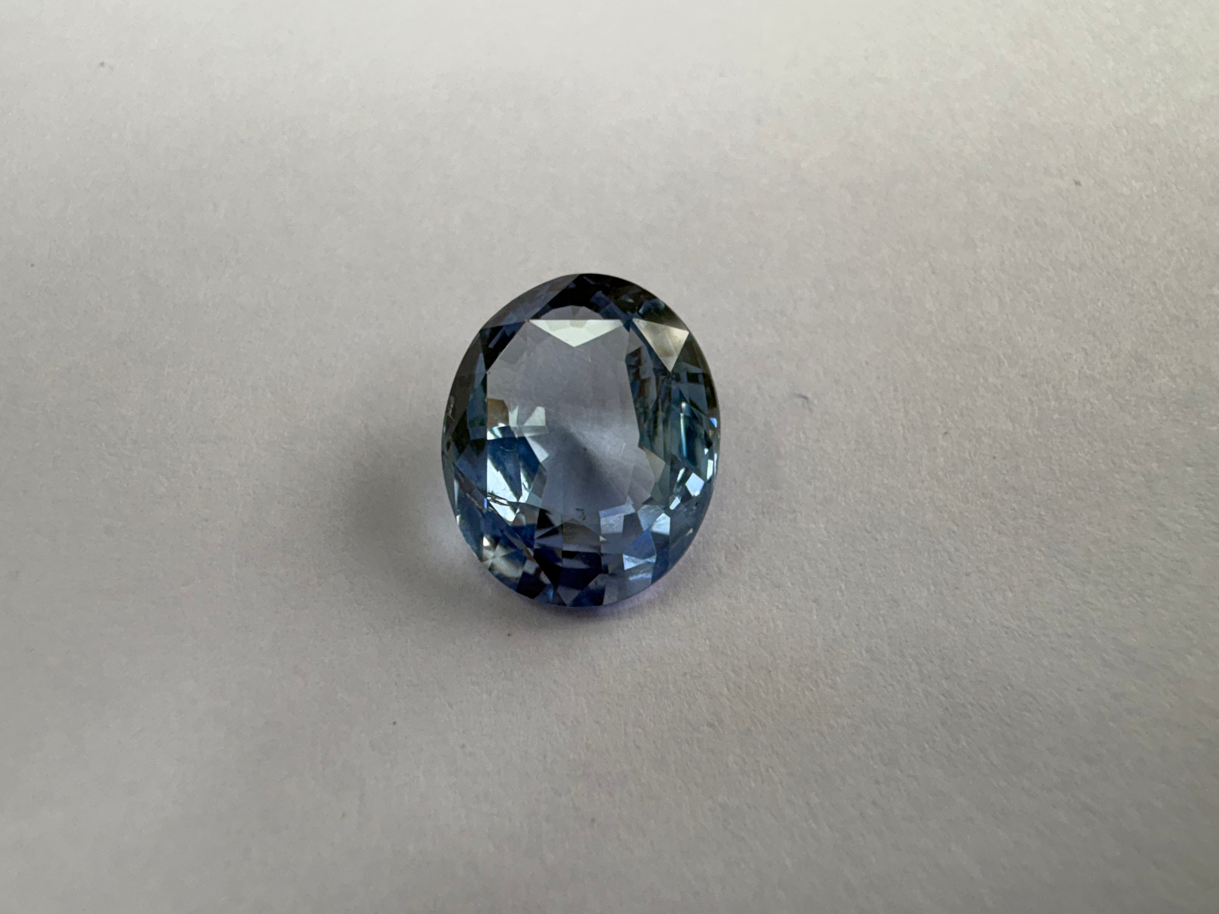 Blue Sapphire 5.91 carat BSR-16 angled view
