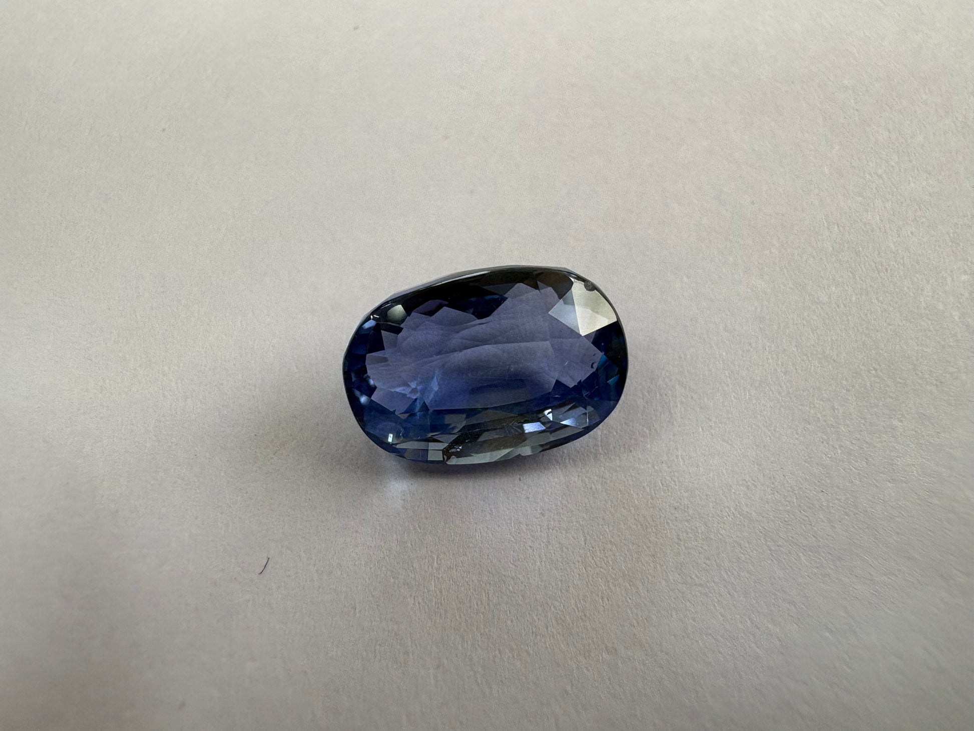 Blue Sapphire 5.02 carat BSR-24 alternate face-up view