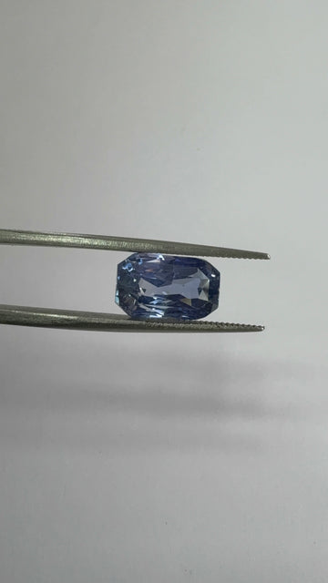 Blue Sapphire 6.15 carat BSR-30 front view