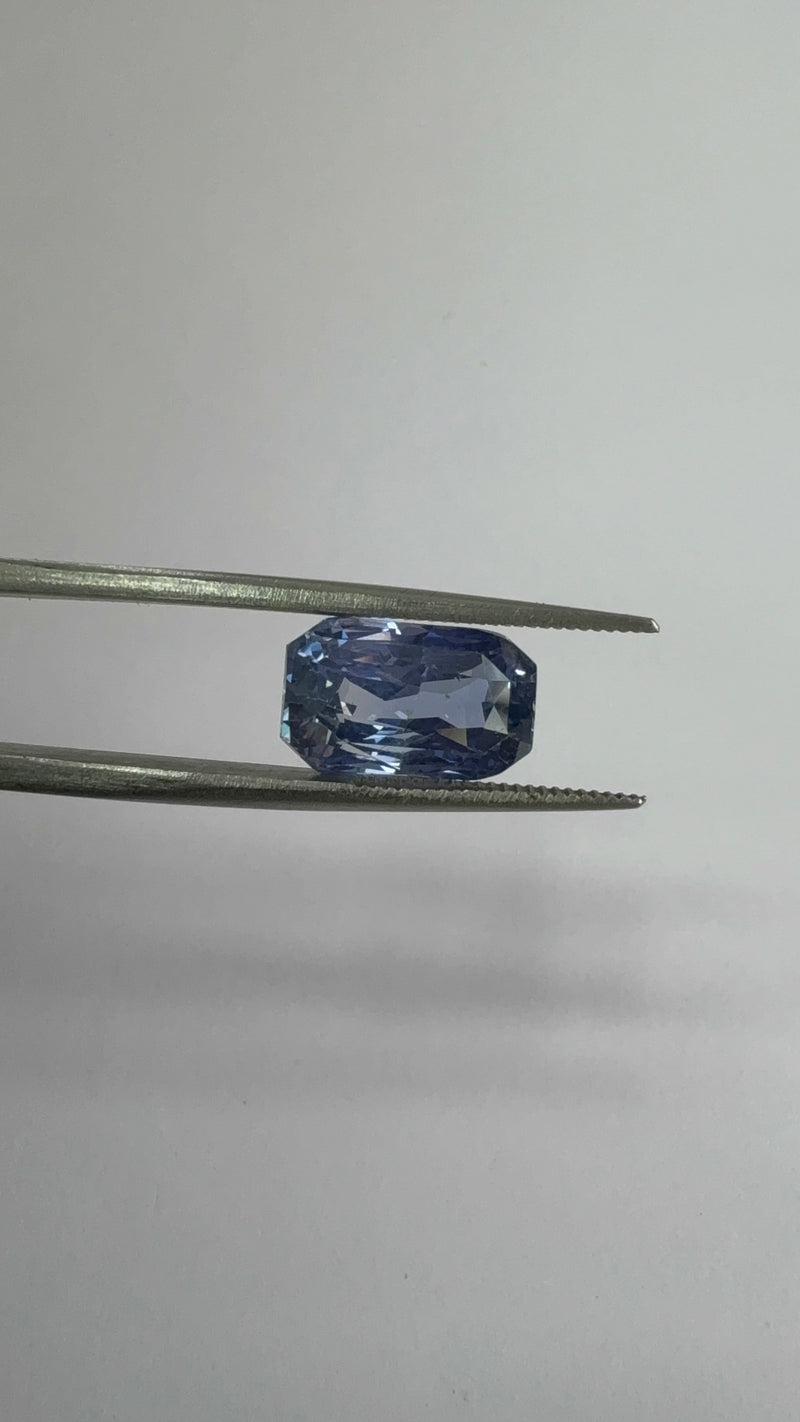 Blue Sapphire – 6.15 Carat – Sri Lanka
