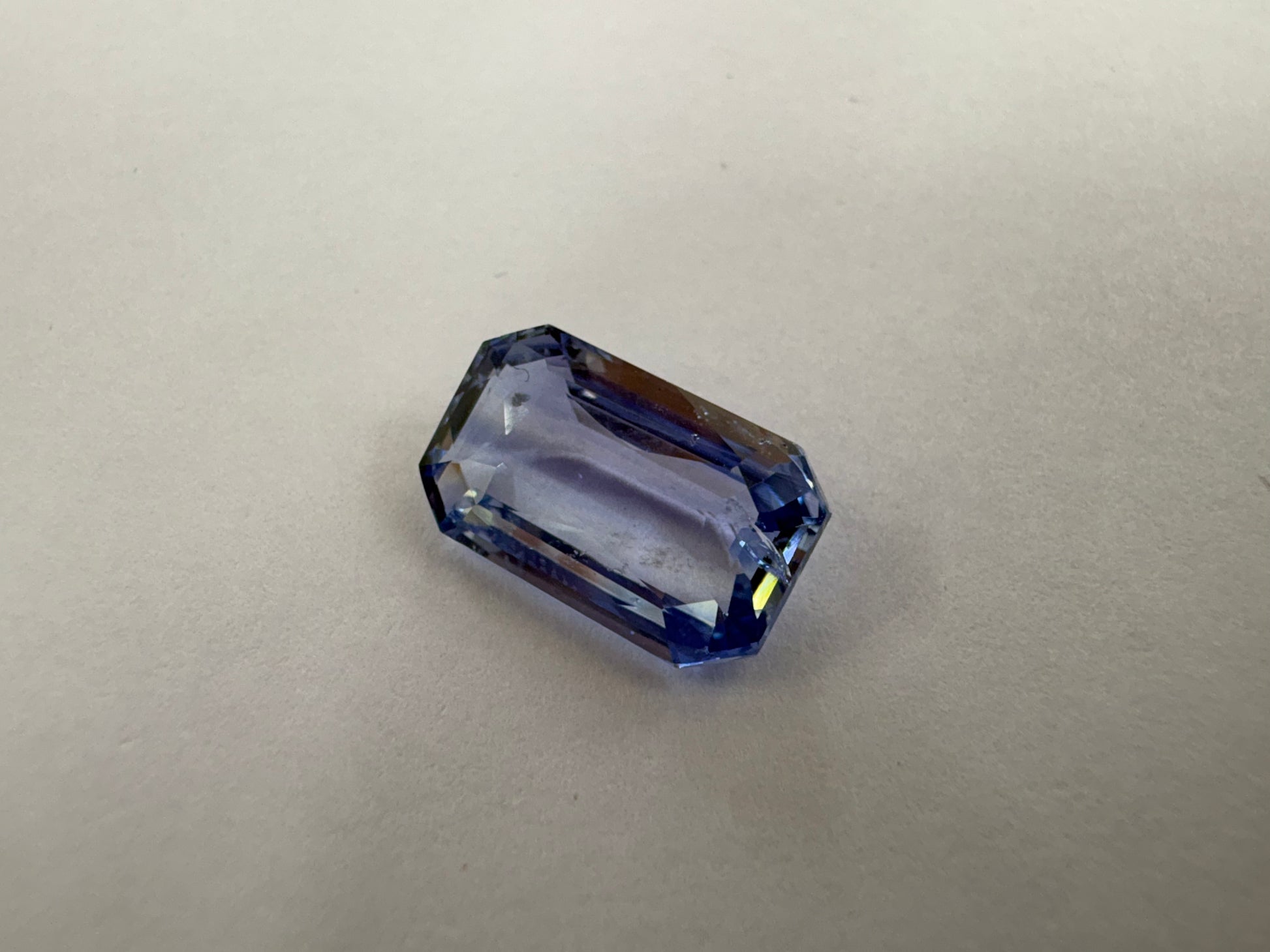 Blue Sapphire 6.09 carat BSR-31 alternate face-up view