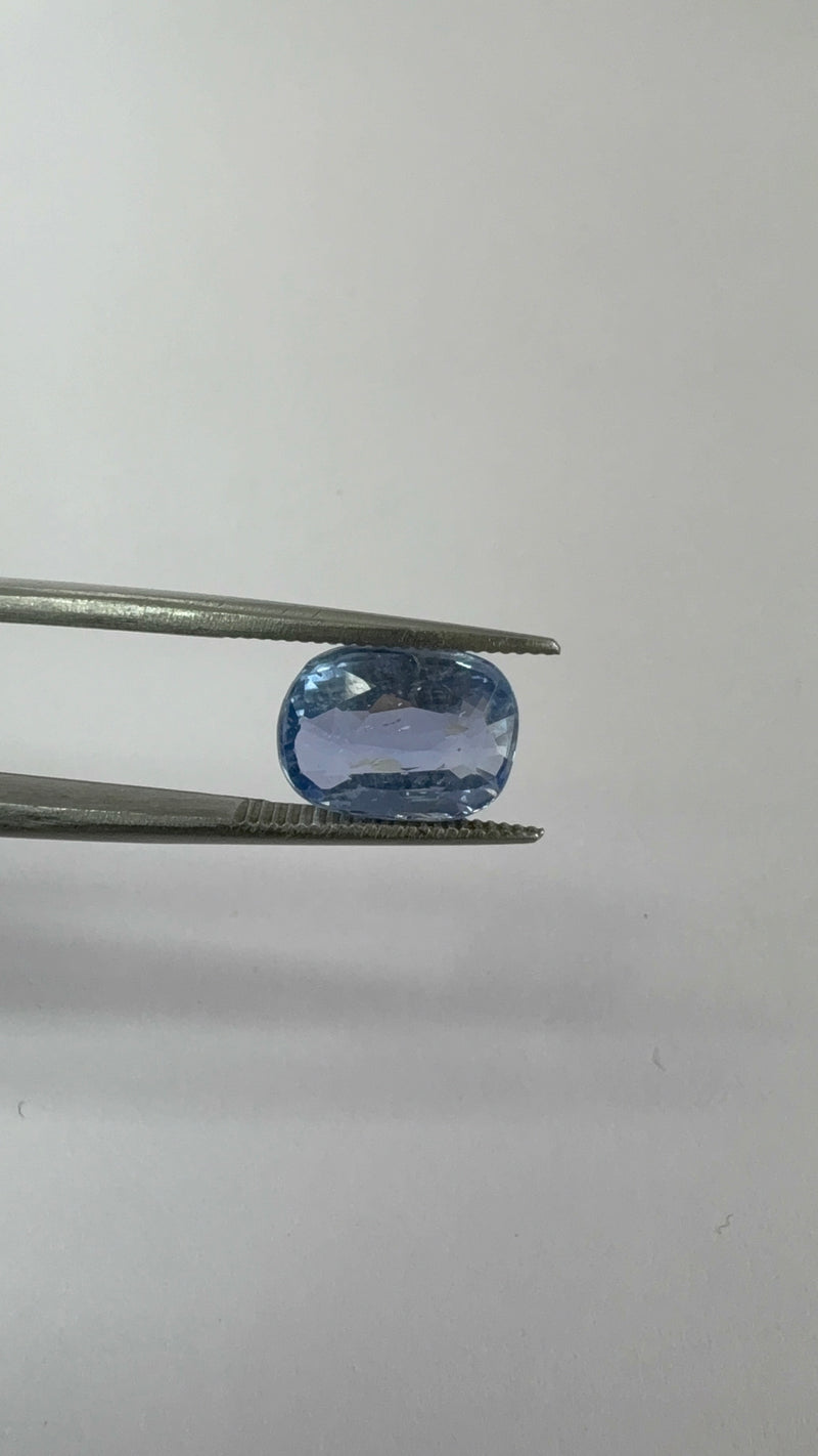 Blue Sapphire – 4.04 Carat – Sri Lanka