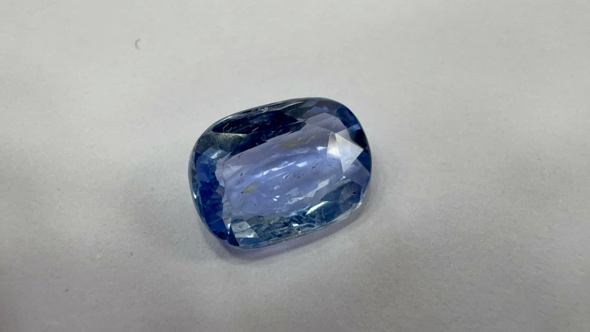 Blue Sapphire 4.04 carat BSR-33 alternate face-up view